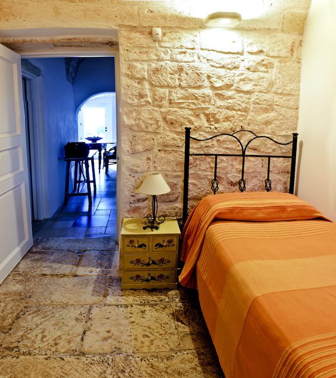 La Vecchia Tabaccheria B&B Ostuni Habitación foto